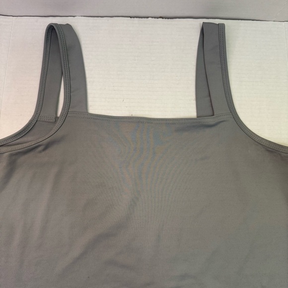 New Directions Wide Shoulder Straps Gray Tank Top - Picture 2 of 6